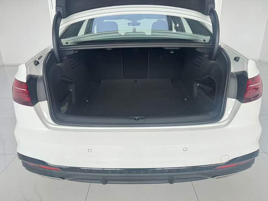 Audi A4L 2023 40 TFSI quattro Luxury Sport - zdjęcie 6