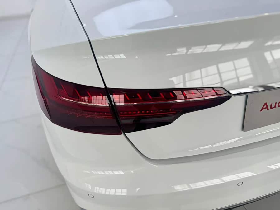 Audi A4L 2024 40 TFSI Fashion Sport - zdjęcie 9