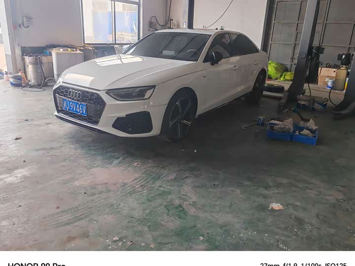 Audi A4L 2025 200 Million Enjoy Edition 40 TFSI Luxury Sport - zdjęcie 10