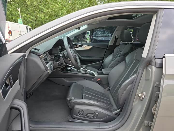 Audi A5 2024 Sportback 40 TFSI Fashion Dynamic - zdjęcie 13