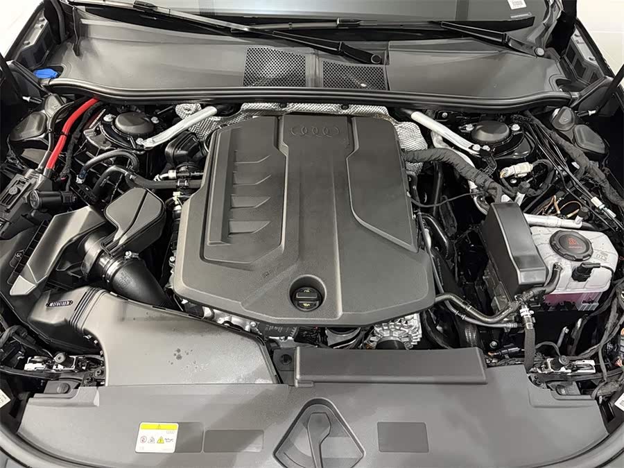 Audi A5L 2026 2.0T Sport Plus - zdjęcie 8