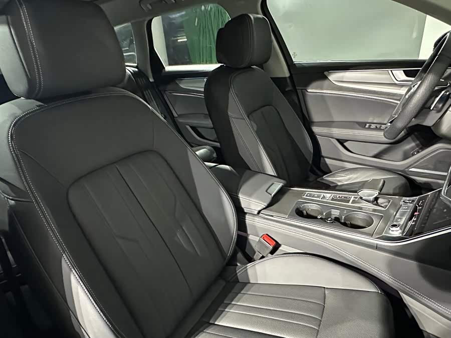 Audi A6 (Imported) 2024 Allroad Quattro 55 TFSI Luxury Off-Road Type - zdjęcie 6