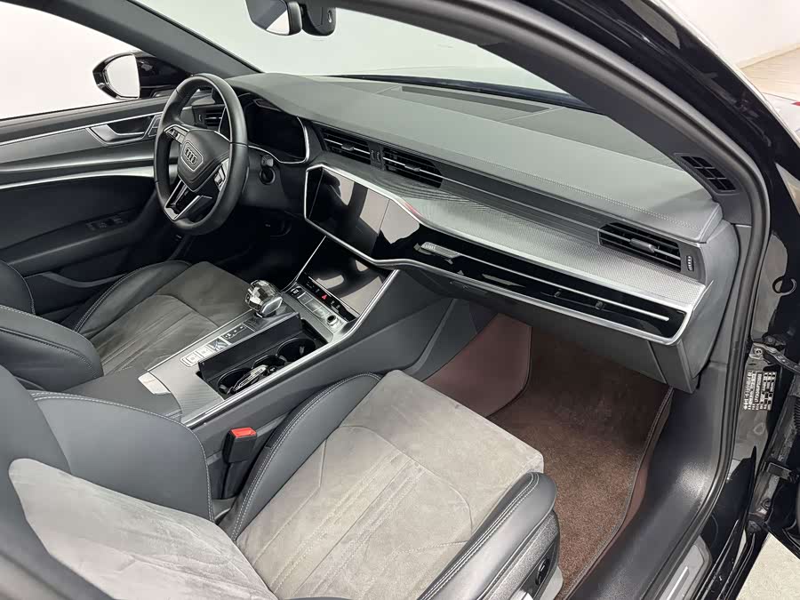 Audi A6L 2023 40 TFSI Luxury Sport - zdjęcie 14