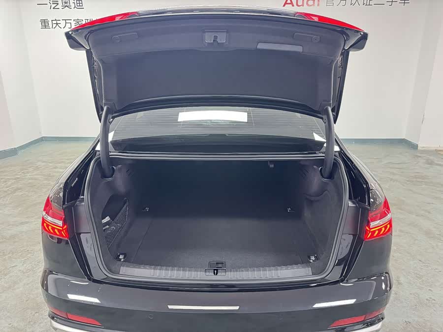 Audi A6L 2023 40 TFSI Luxury Sport - zdjęcie 19