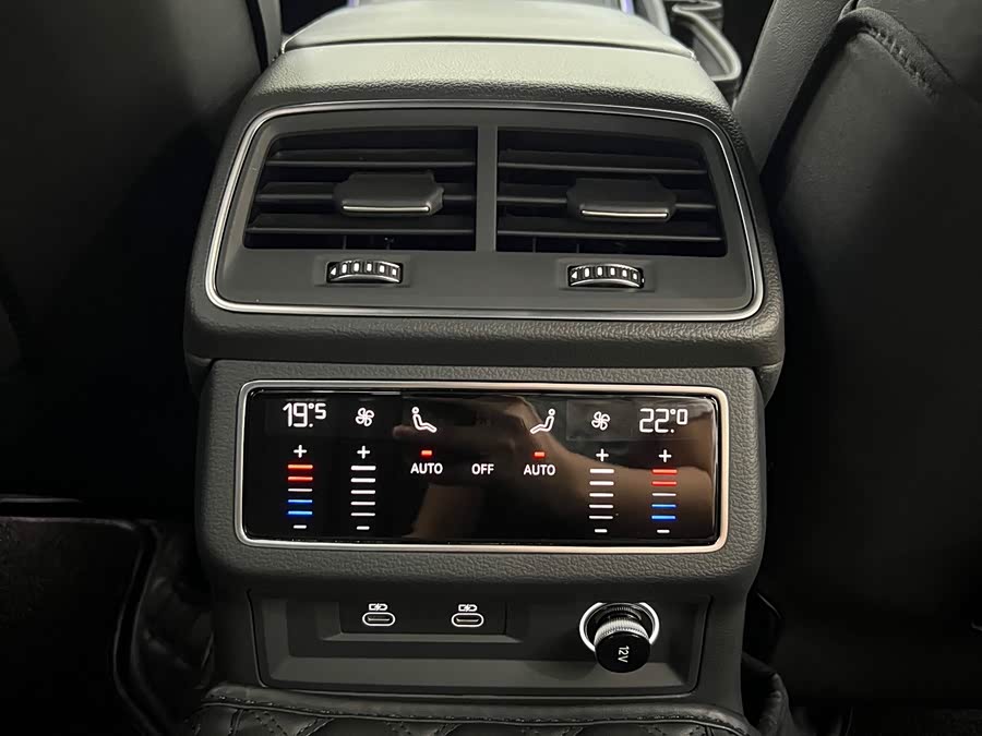 Audi A6L 2023 Facelift 45 TFSI Premium Dynamic - zdjęcie 12