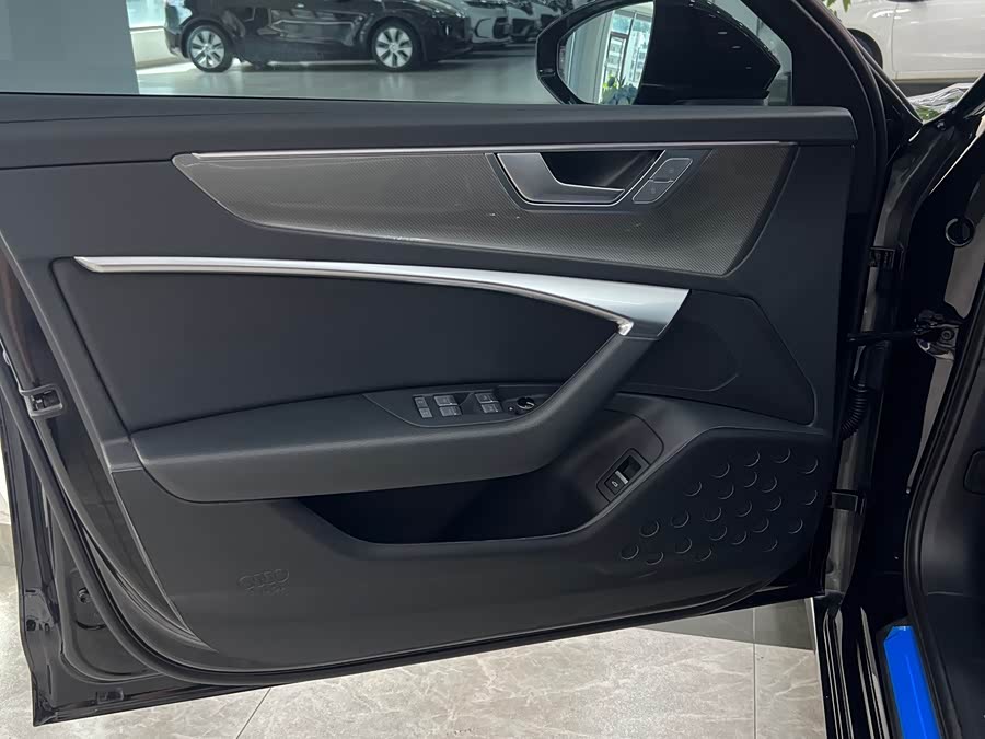 Audi A6L 2023 Facelift 45 TFSI Premium Dynamic - zdjęcie 8