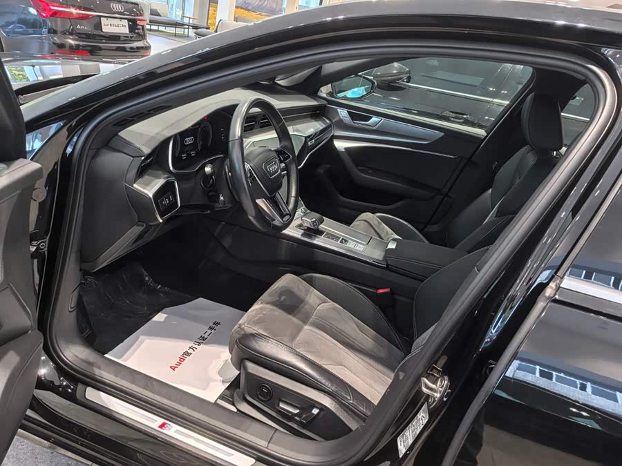 Audi A6L 2024 40 TFSI Luxury Sport - zdjęcie 11