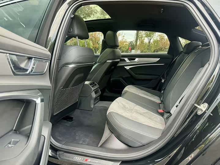Audi A6L 2024 40 TFSI Luxury Sport - zdjęcie 14
