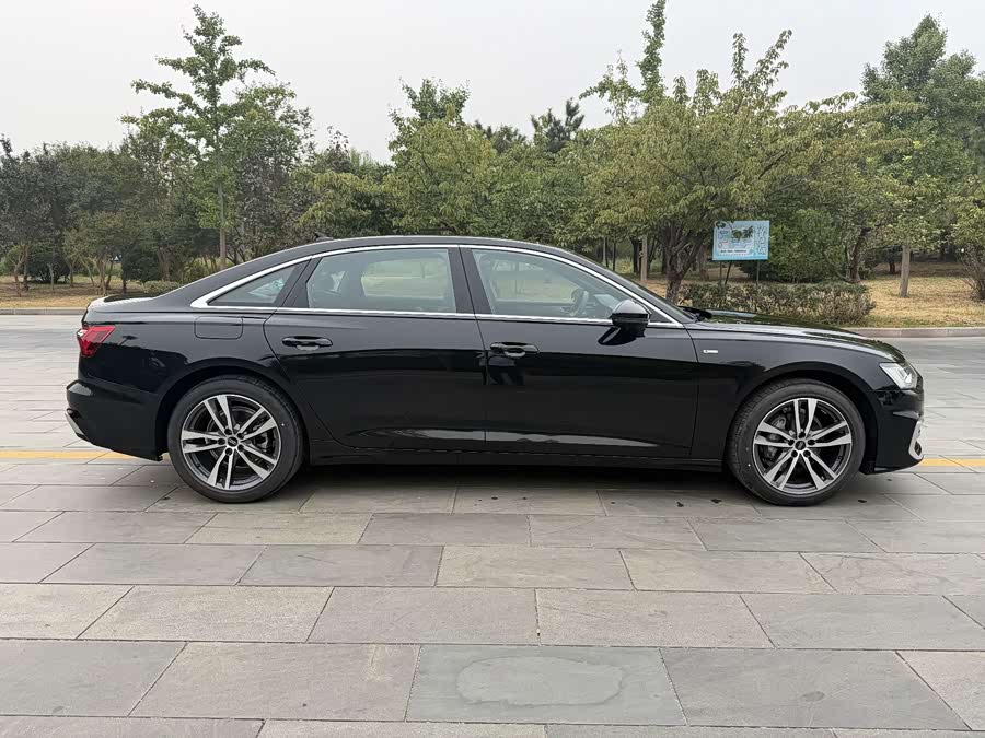 Audi A6L 2024 40 TFSI Luxury - zdjęcie 4