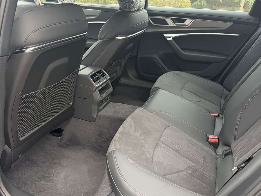 Audi A6L 2024 40 TFSI Luxury - zdjęcie 9