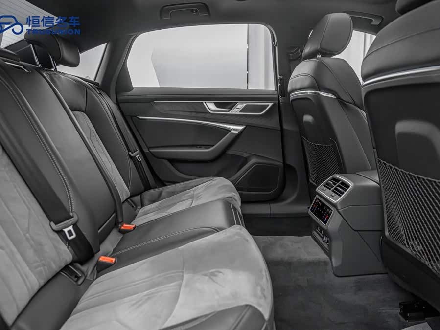 Audi A6L 2024 45 TFSI Premium Sport - zdjęcie 16