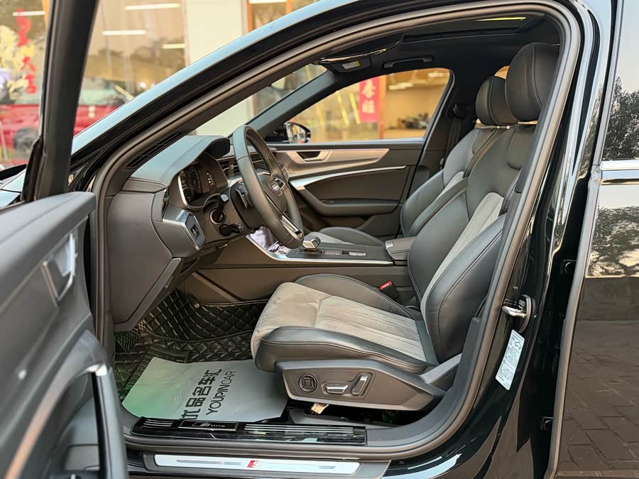 Audi A6L 2024 45 TFSI Premium Sport - zdjęcie 18