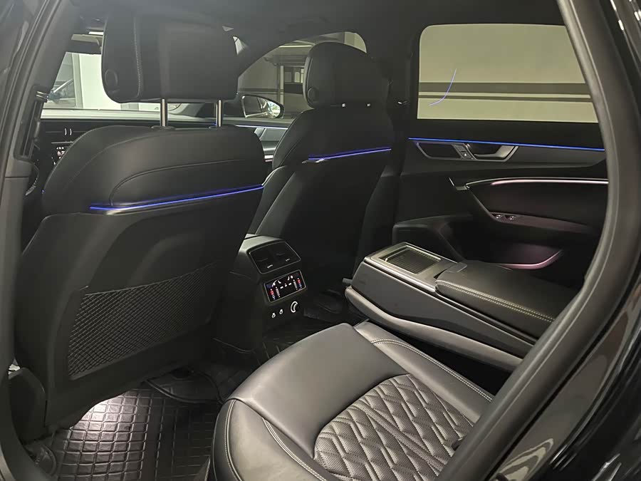 Audi A6L 2025 45 TFSI Premium Sport - zdjęcie 16
