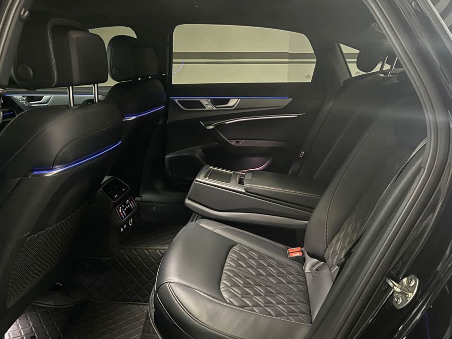 Audi A6L 2025 45 TFSI Premium Sport - zdjęcie 17