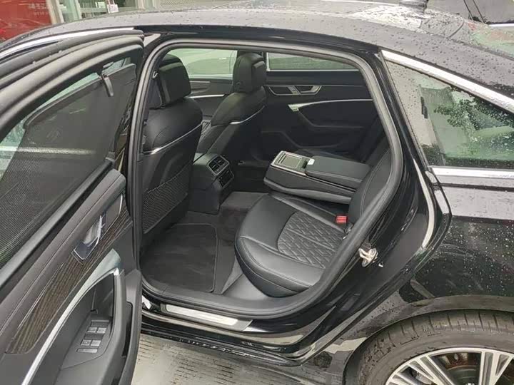 Audi A6L 2025 Facelift 45 TFSI quattro Premium Dynamic - zdjęcie 11