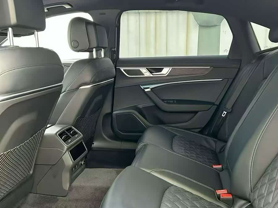 Audi A6L 2025 Facelift 45 TFSI quattro Premium Dynamic - zdjęcie 5