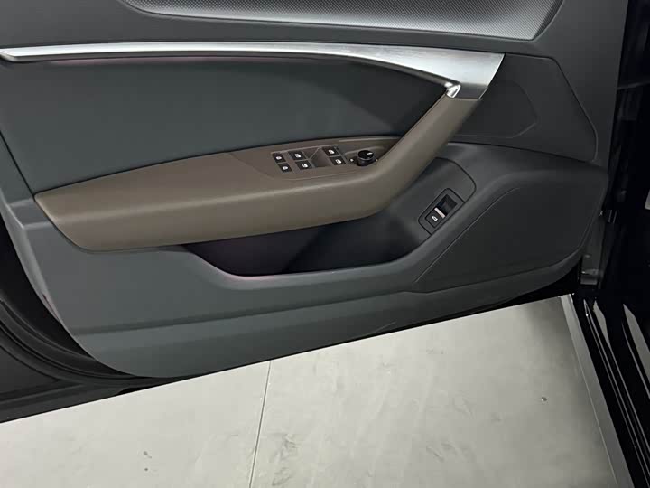 Audi A7L 2022 45 TFSI quattro S-line Vision Crystal Package - zdjęcie 11