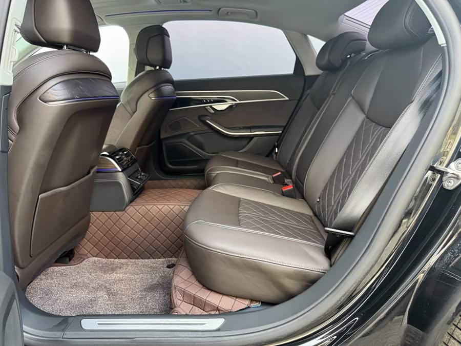 Audi A8 2025 A8L 50 TFSI quattro Premium - zdjęcie 15