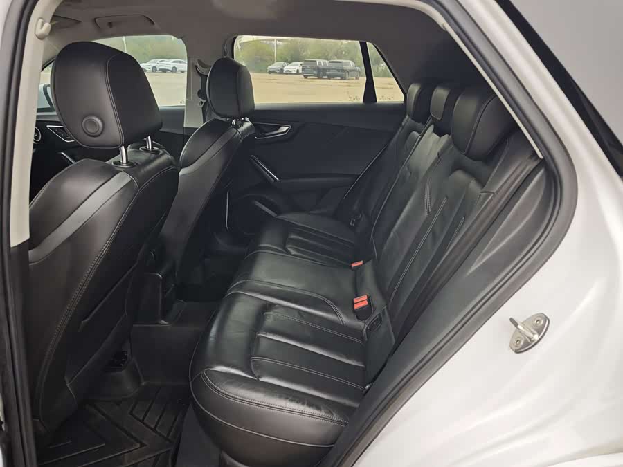 Audi Q2L 2023 35TFSI Progressiv - zdjęcie 13