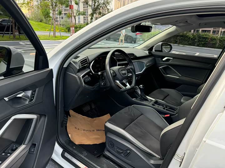 Audi Q3 2023 35 TFSI Fashion Dynamic 1.5T - zdjęcie 13