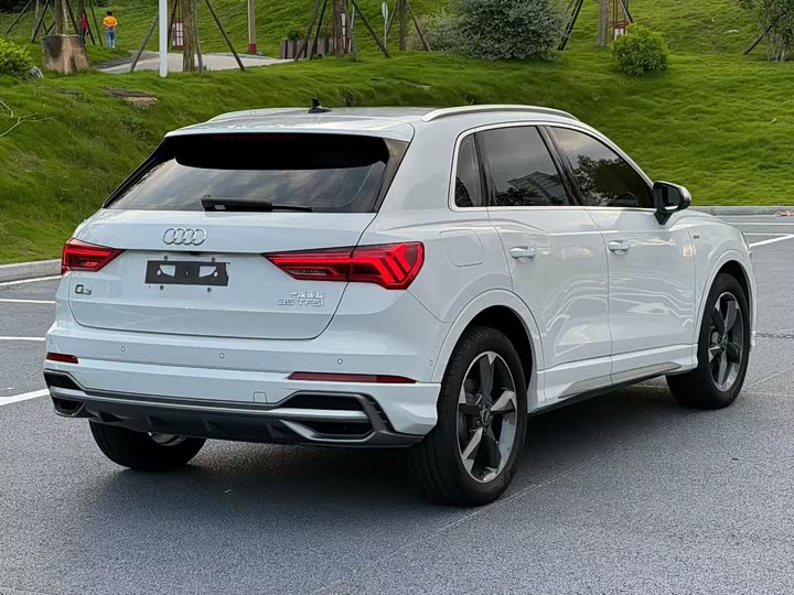 Audi Q3 2023 35 TFSI Fashion Dynamic 1.5T - zdjęcie 16