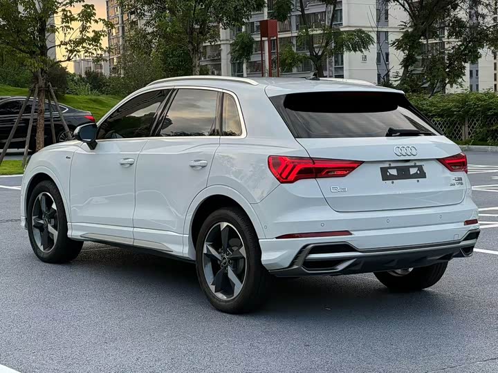Audi Q3 2023 35 TFSI Fashion Dynamic 1.5T - zdjęcie 18