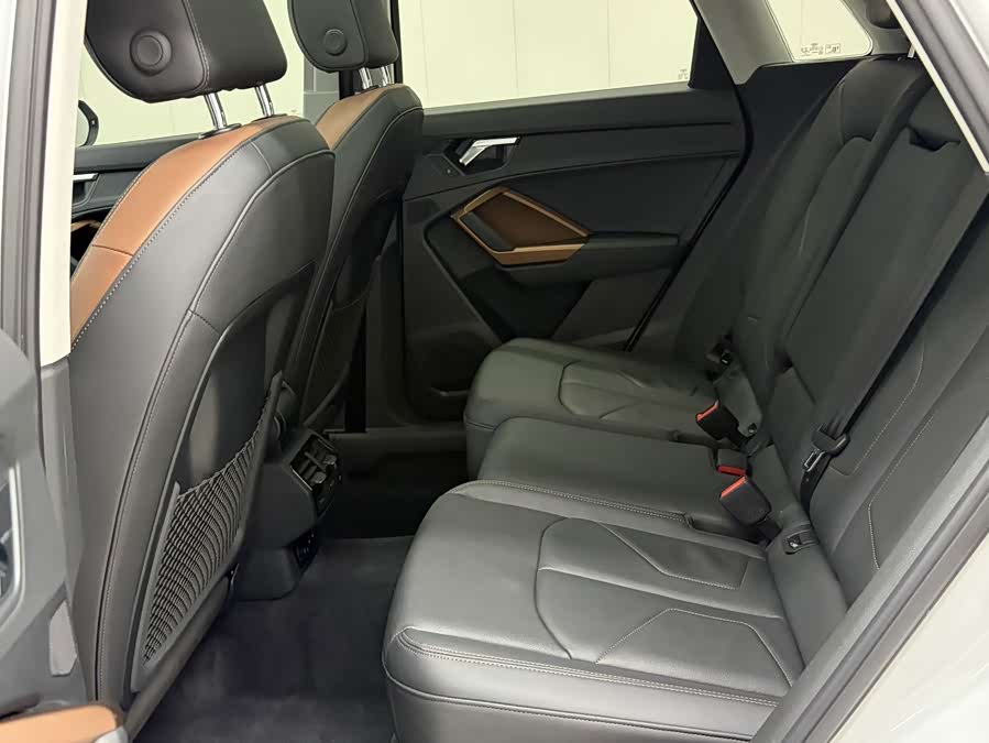 Audi Q3 2023 35 TFSI Fashion - zdjęcie 16
