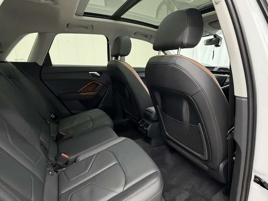 Audi Q3 2023 35 TFSI Fashion - zdjęcie 18