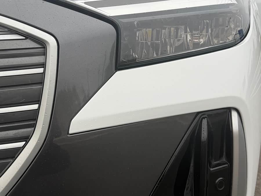 Audi Q4 e-tron 2024 40 e-tron Premium - zdjęcie 11