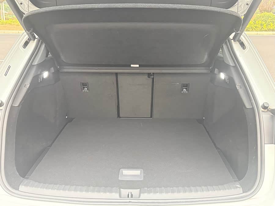 Audi Q4 e-tron 2024 40 e-tron Premium - zdjęcie 16