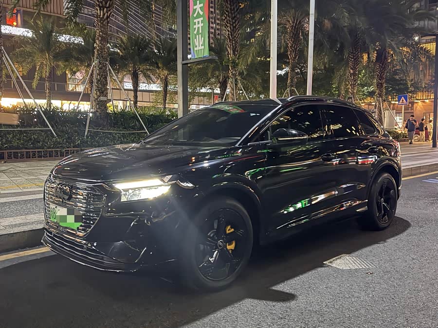 Audi Q4 e-tron 2024 40 e-tron Premium - zdjęcie 3