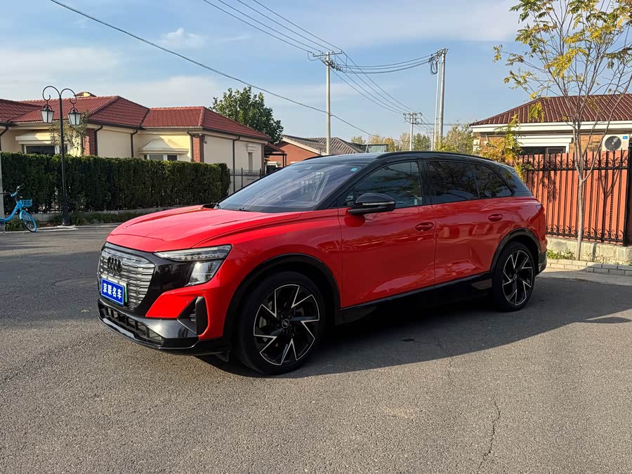 Audi Q5 e-tron 2022 50 e-tron Quattro Edition One Art Collection - zdjęcie 1