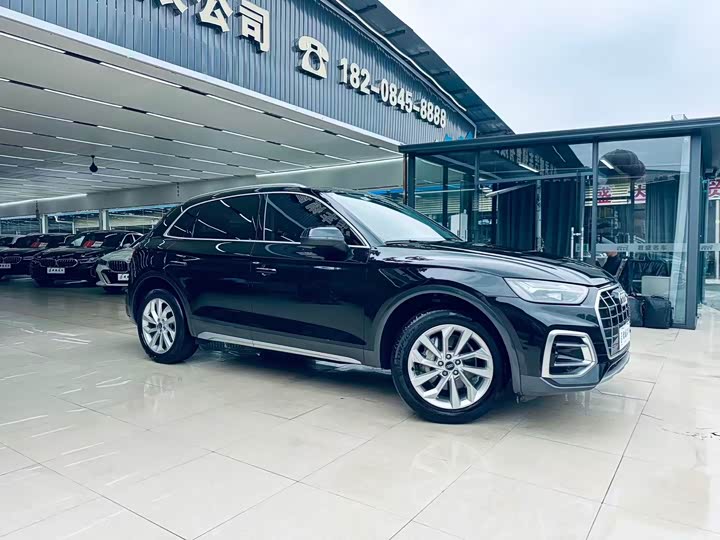Audi Q5L 2022 40T Luxury - zdjęcie 12