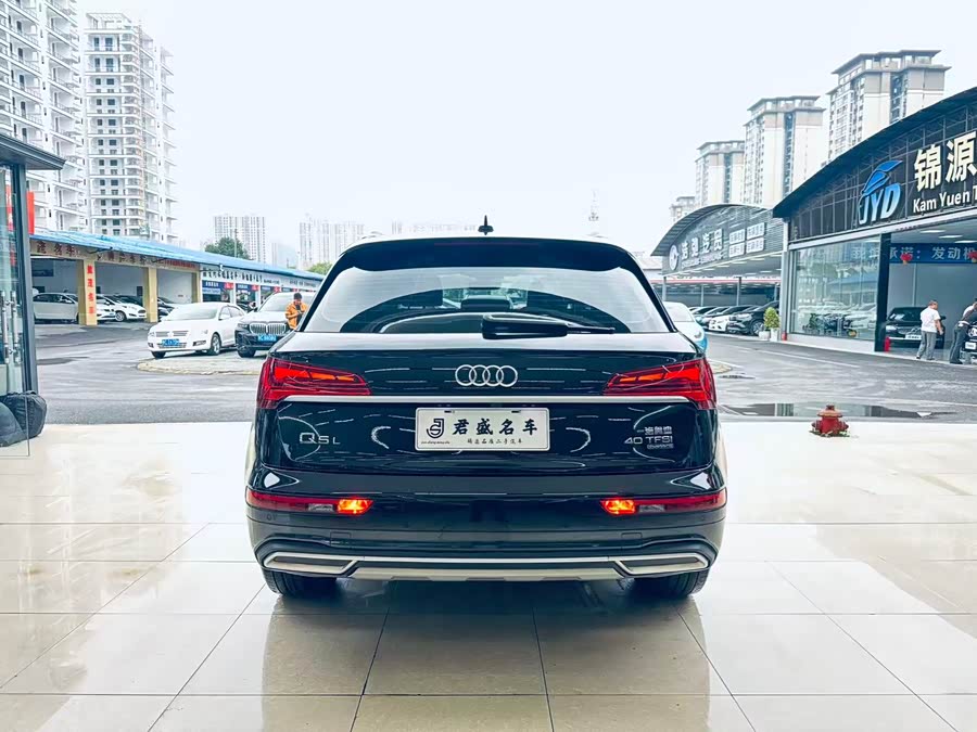 Audi Q5L 2022 40T Luxury - zdjęcie 8