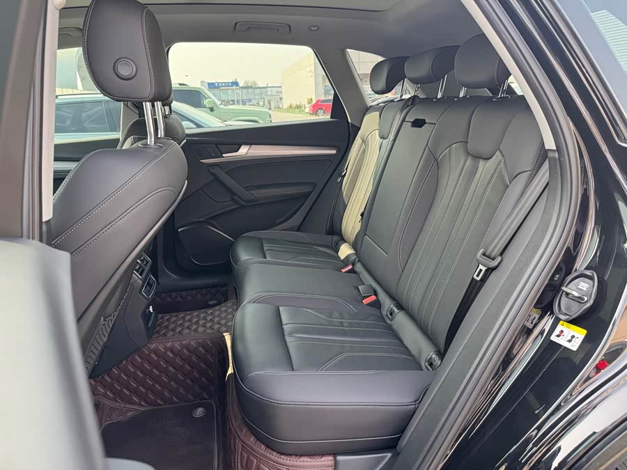 Audi Q5L 2023 40T Fashion Dynamic - zdjęcie 17