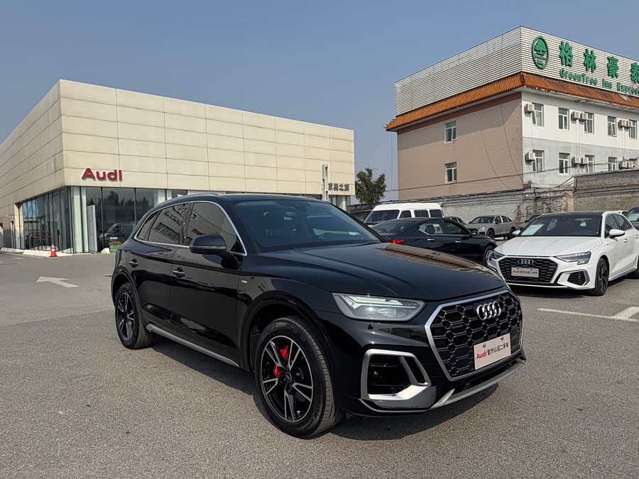 Audi Q5L 2023 40T Fashion Dynamic - zdjęcie 3