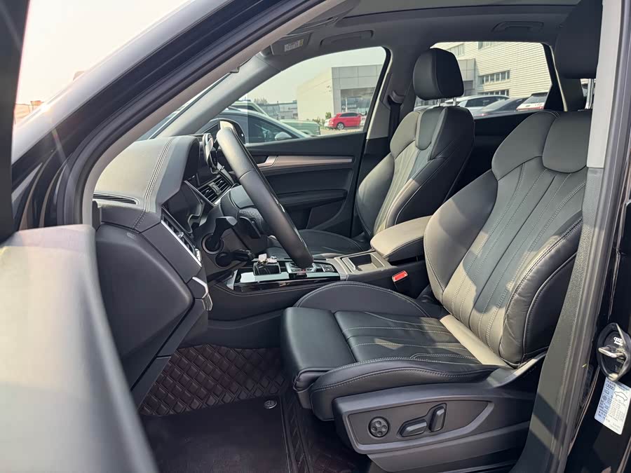 Audi Q5L 2023 40T Fashion Dynamic - zdjęcie 10