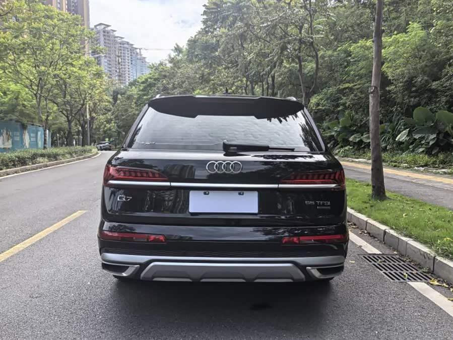 Audi Q7 2022 55 TFSI quattro S line Sport - zdjęcie 2