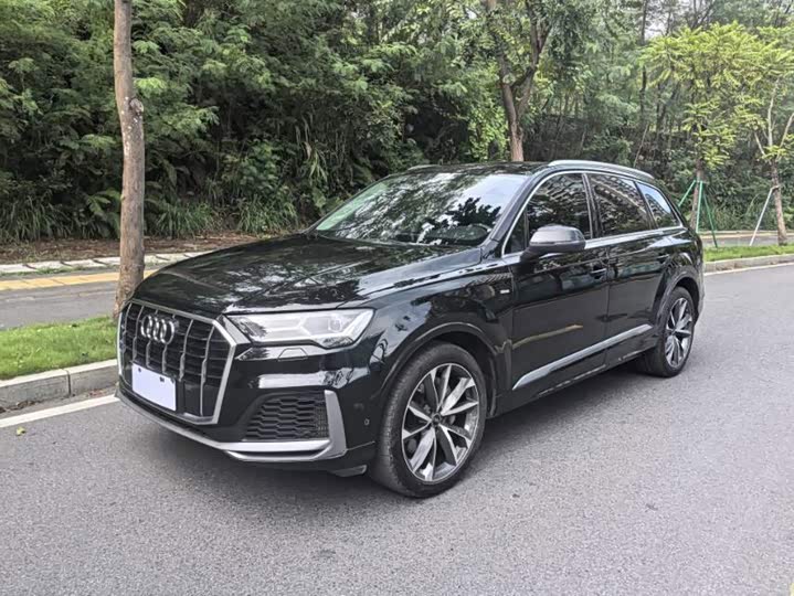 Audi Q7 2022 55 TFSI quattro S line Sport - zdjęcie 14