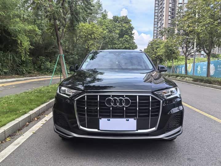 Audi Q7 2022 55 TFSI quattro S line Sport - zdjęcie 18