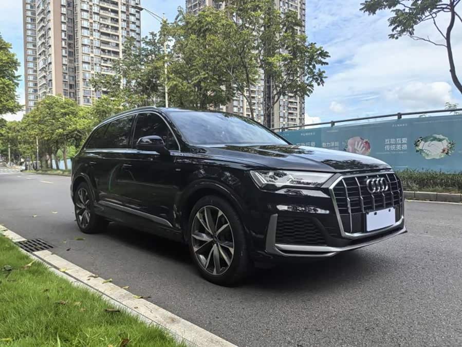 Audi Q7 2022 55 TFSI quattro S line Sport - zdjęcie 8