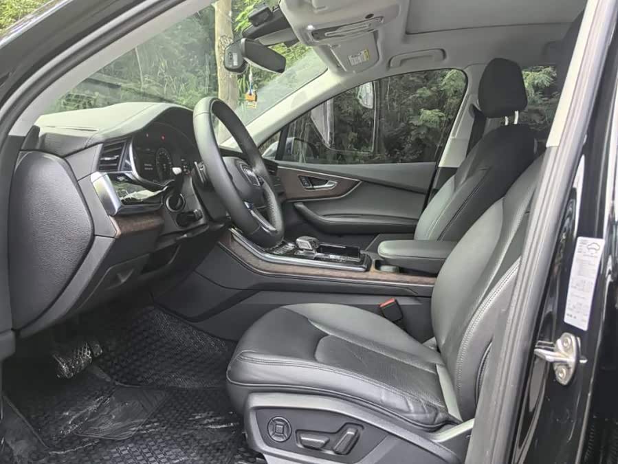 Audi Q7 2022 55 TFSI quattro S line Sport - zdjęcie 10