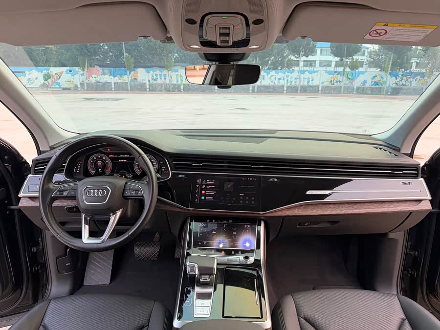 Audi Q7 2023 45 TFSI quattro S line Sport - zdjęcie 12
