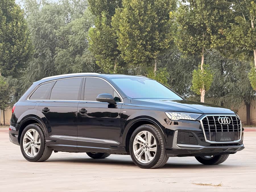 Audi Q7 2023 45 TFSI quattro S line Sport - zdjęcie 3