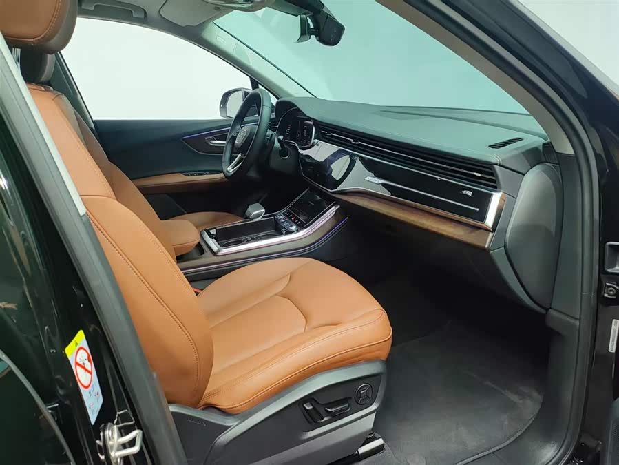 Audi Q7 2025 55 TFSI quattro S line Sport - zdjęcie 15