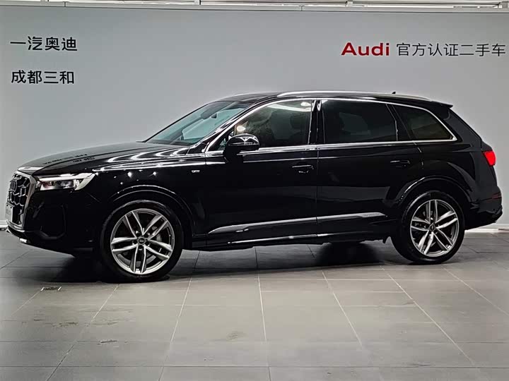 Audi Q7 2025 55 TFSI quattro S line Sport - zdjęcie 18