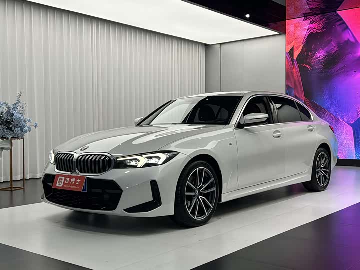 BMW 3 Series 2023 320Li M Sport - zdjęcie 13