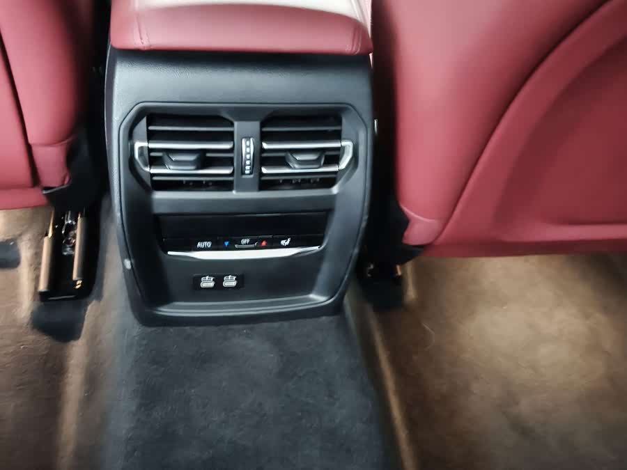 BMW 3 Series 2023 325Li M Sport Night Package - zdjęcie 10