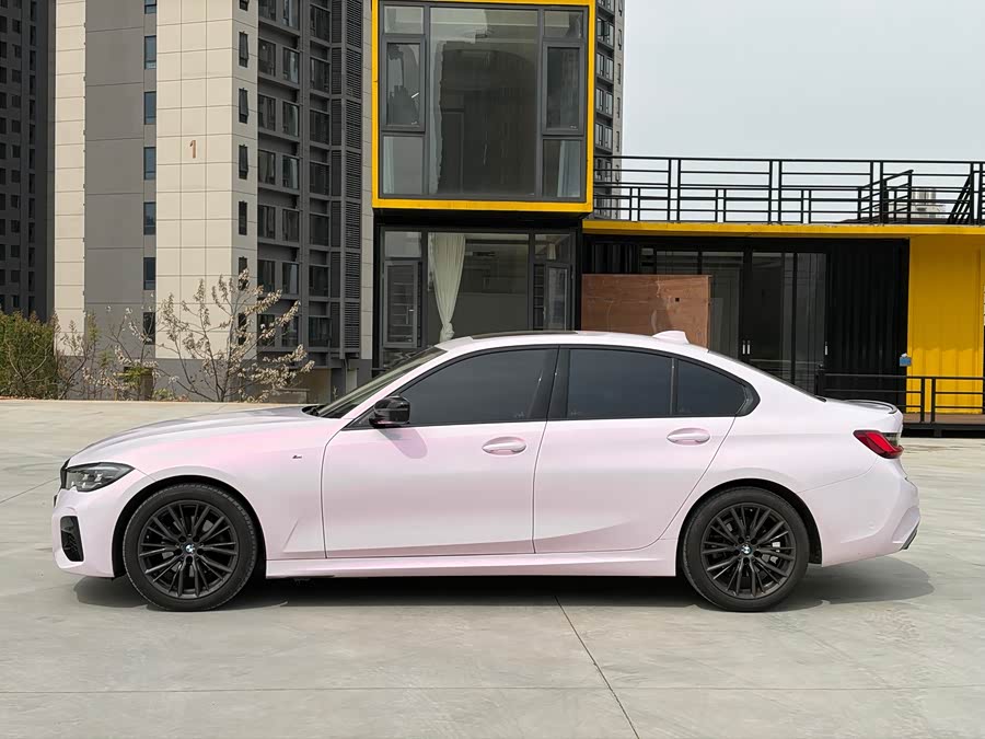 BMW 3 Series 2023 325i M Sport Night Package - zdjęcie 4
