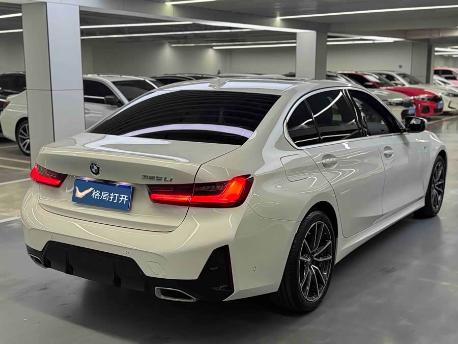 BMW 3 Series 2024 320Li M Sport - zdjęcie 10